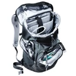 Kép 8/11 - Deuter Walker 24 városi hátizsák black
